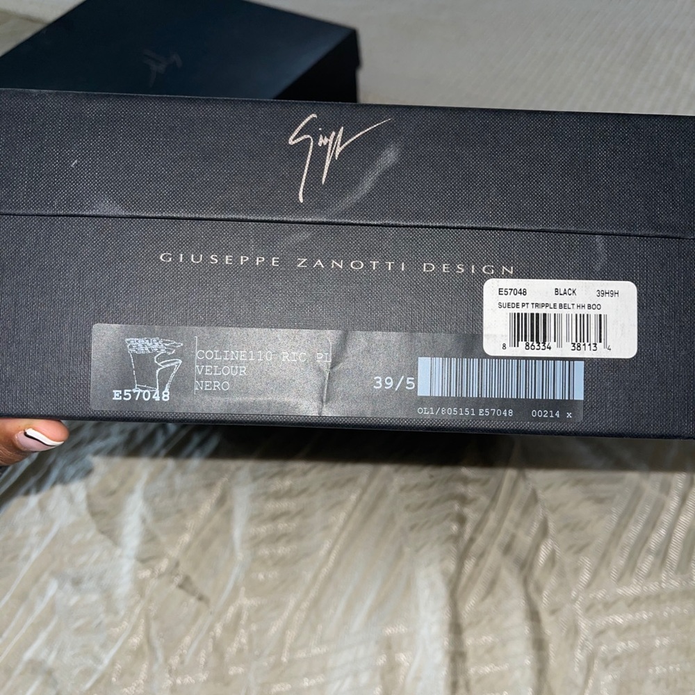 Giuseppe Zanotti Peep toe